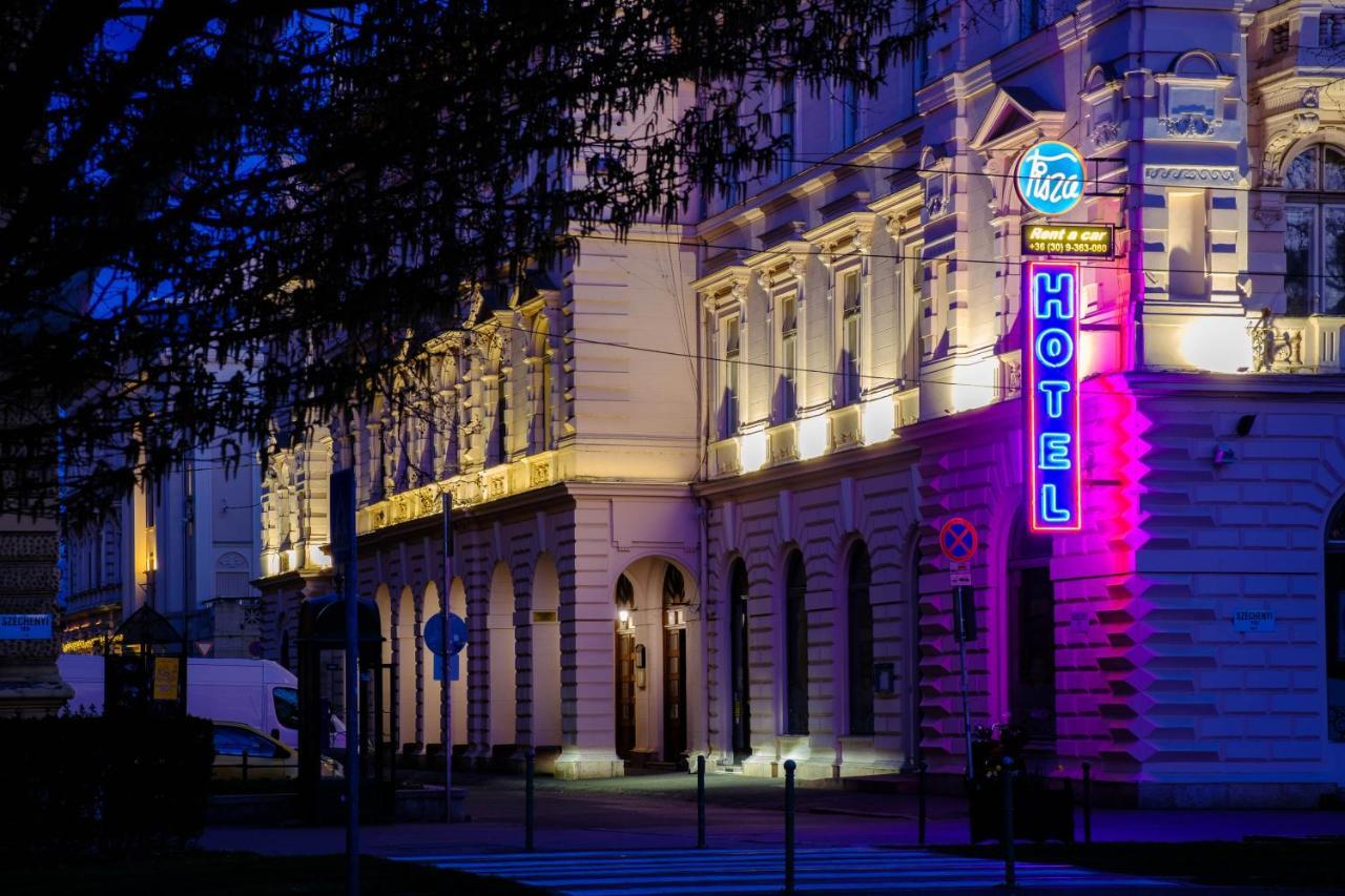 Tisza Hotel Szeged Exterior photo