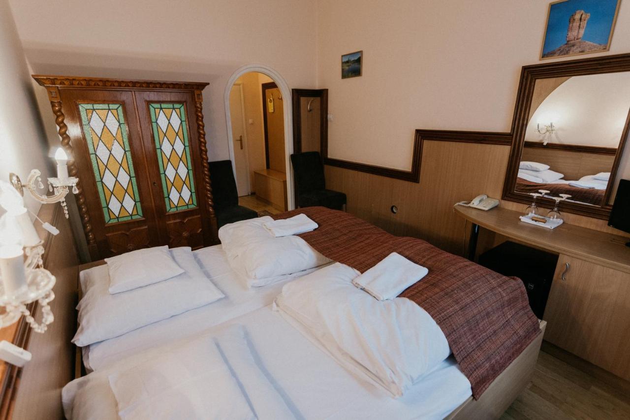Tisza Hotel Szeged Exterior photo